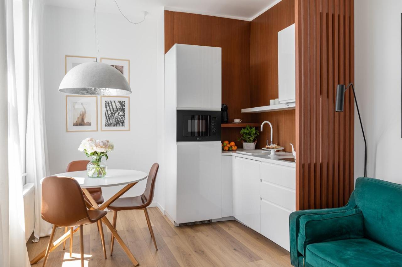 All For Sophie Apartments - Z Palarnia Kawy I Pracownia Artystyczna W Kamienicy - Art & Coffee In Historic Building Gdańsk Zewnętrze zdjęcie